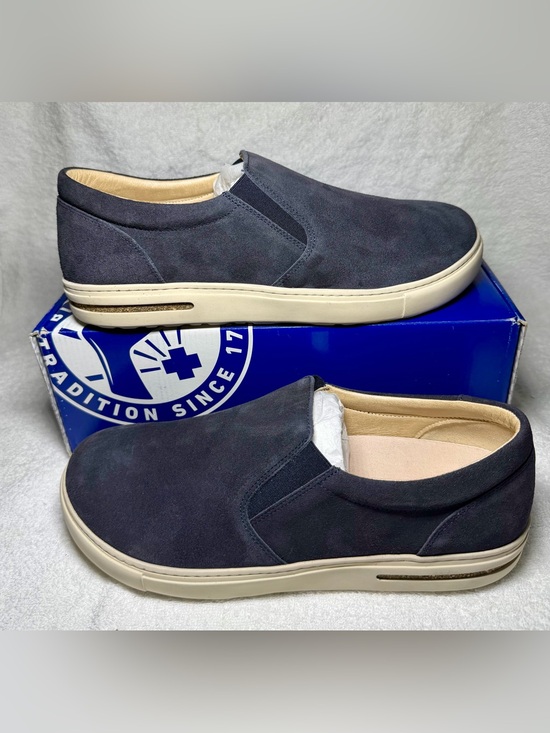 Birkenstock Shoes - Birkenstock Oswego Suede Midnight Blue Men’s 9 Women’s 11 EU 42 Regular Fit